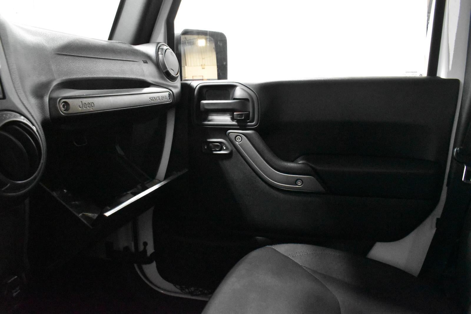 2017 Jeep Wrangler Unlimited Willy Wheeler 4x4