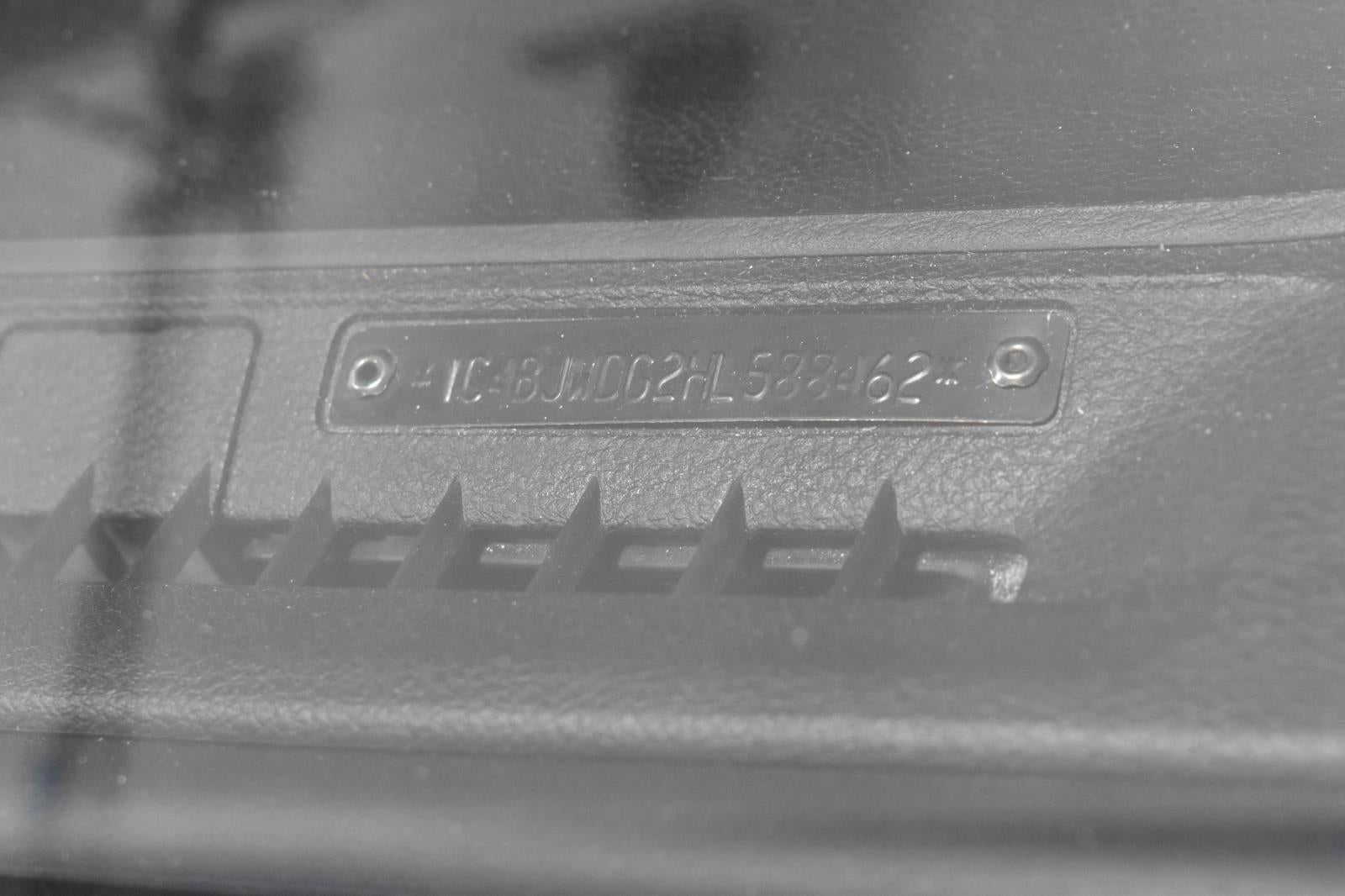 2017 Jeep Wrangler Unlimited Willy Wheeler 4x4