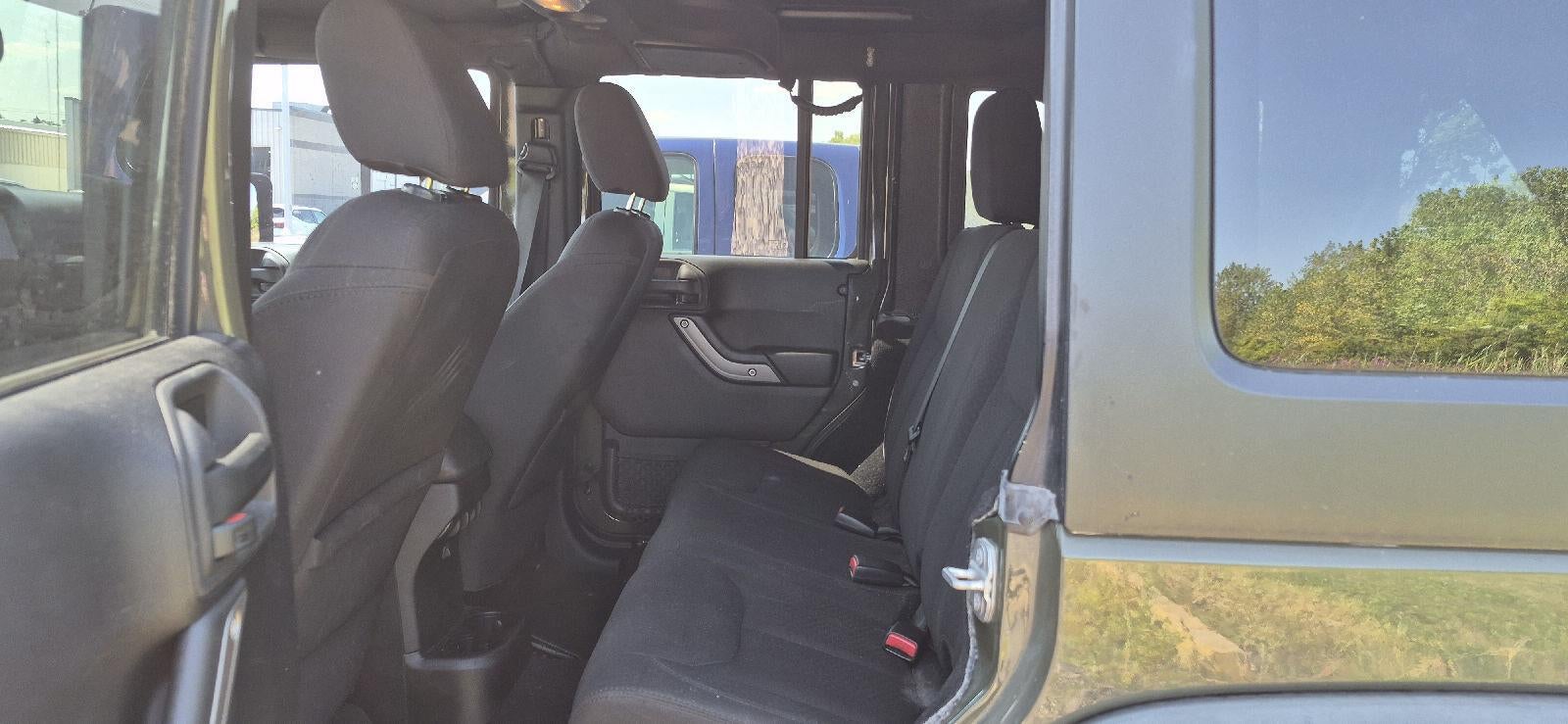 2015 Jeep Wrangler Unlimited Sport