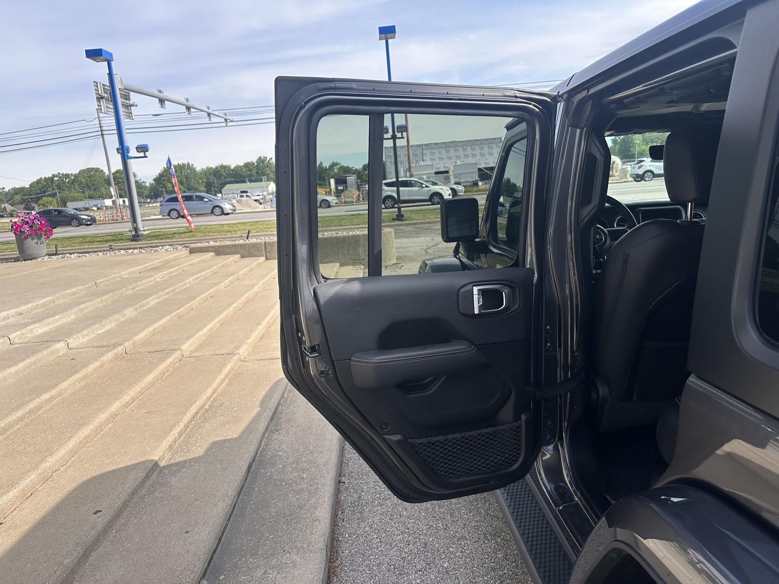 2023 Jeep Wrangler 4xe Sahara 4x4