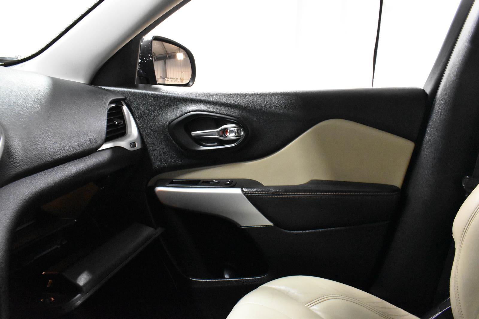 2018 Jeep Cherokee Limited FWD