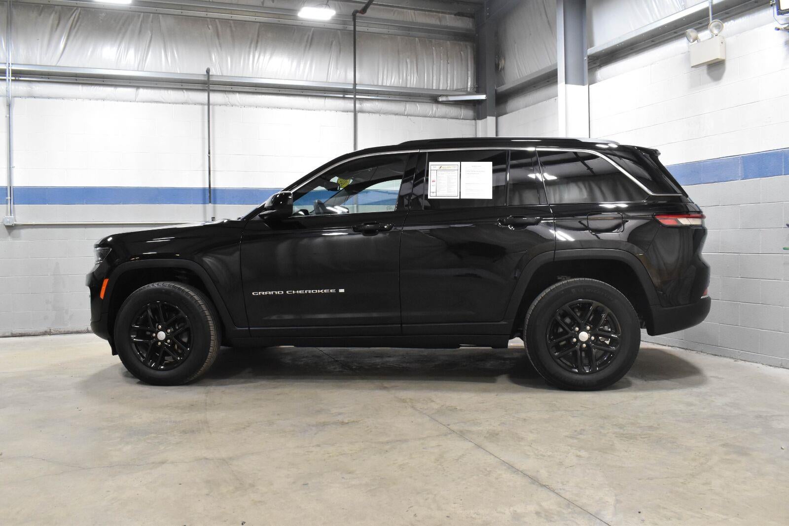2024 Jeep Grand Cherokee Laredo X 4x4