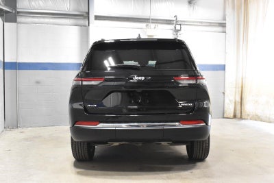 2024 Jeep Grand Cherokee Laredo X 4x4