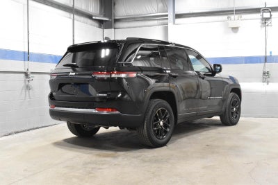 2024 Jeep Grand Cherokee Laredo X 4x4