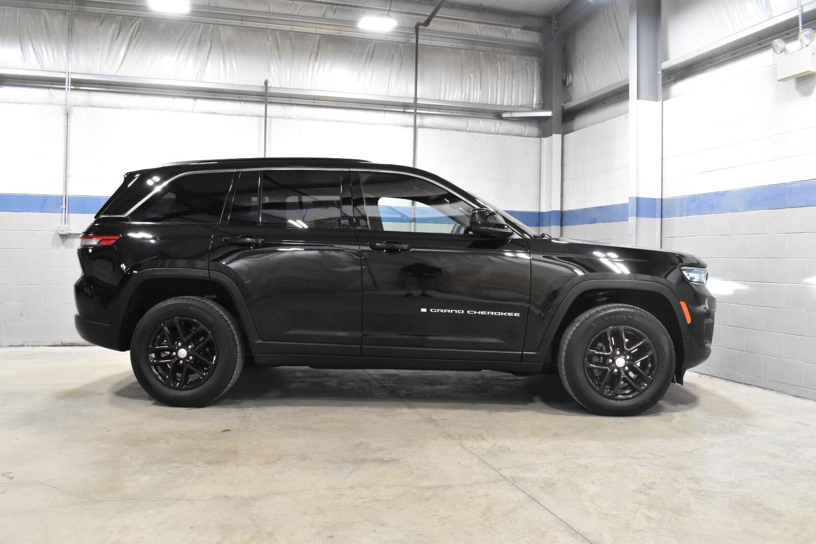2024 Jeep Grand Cherokee Laredo X 4x4