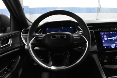 2024 Jeep Grand Cherokee Laredo X 4x4