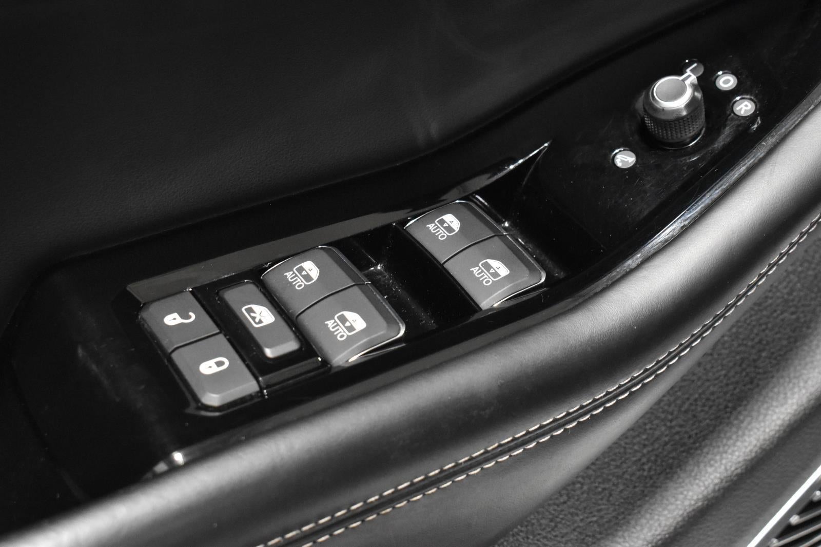 2022 Jeep Grand Cherokee Overland 4x4