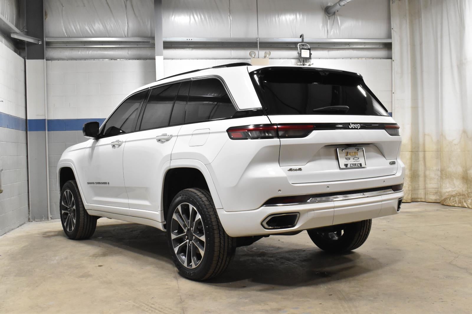 2022 Jeep Grand Cherokee Overland 4x4