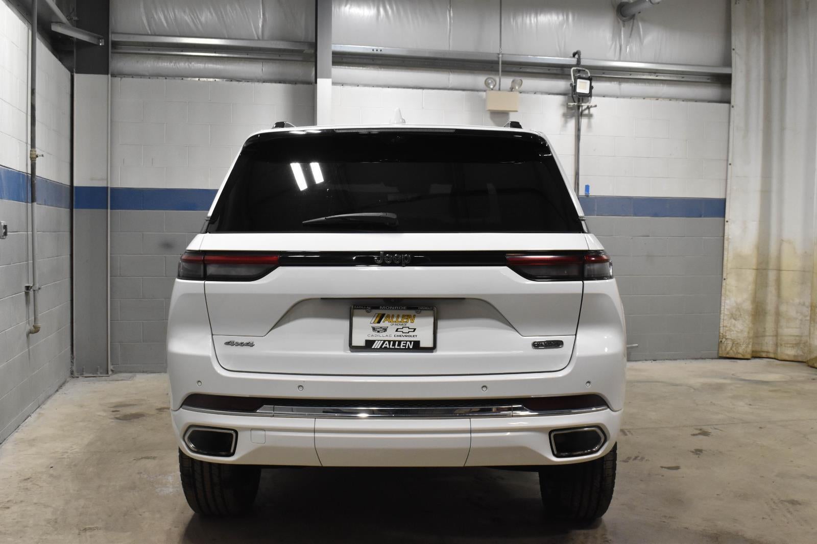 2022 Jeep Grand Cherokee Overland 4x4