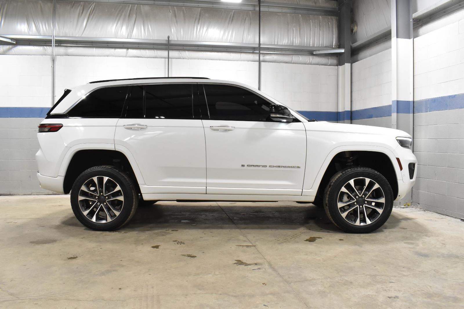2022 Jeep Grand Cherokee Overland 4x4