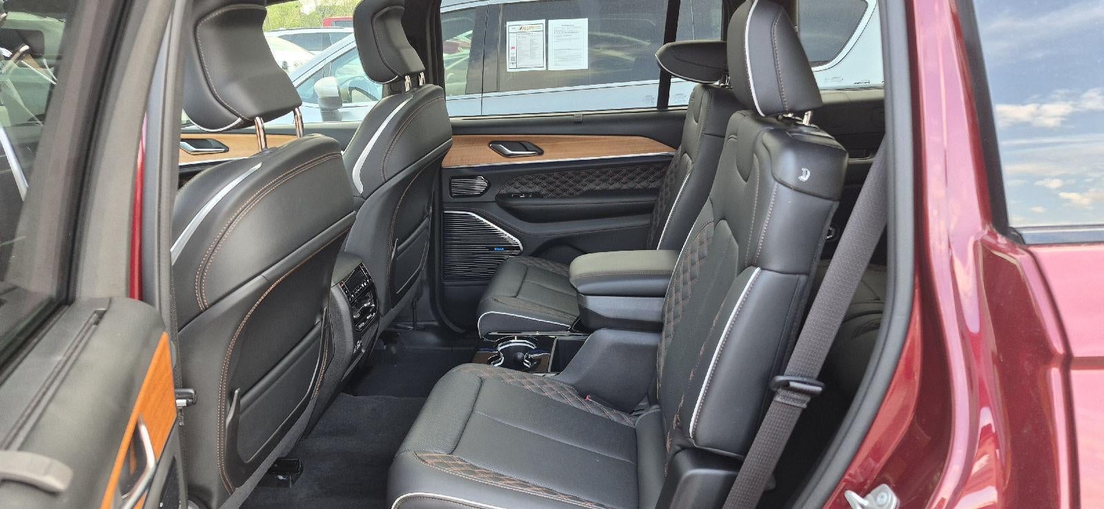 2023 Jeep Grand Cherokee L Summit