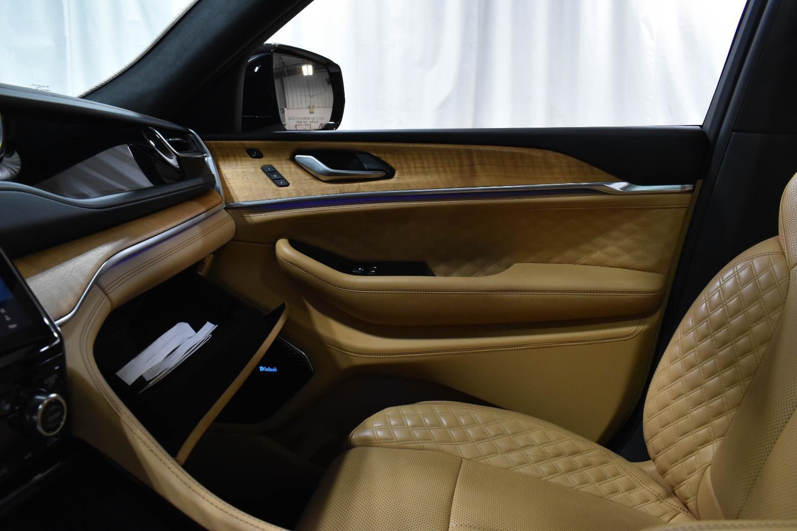 2022 Jeep Grand Cherokee L Summit