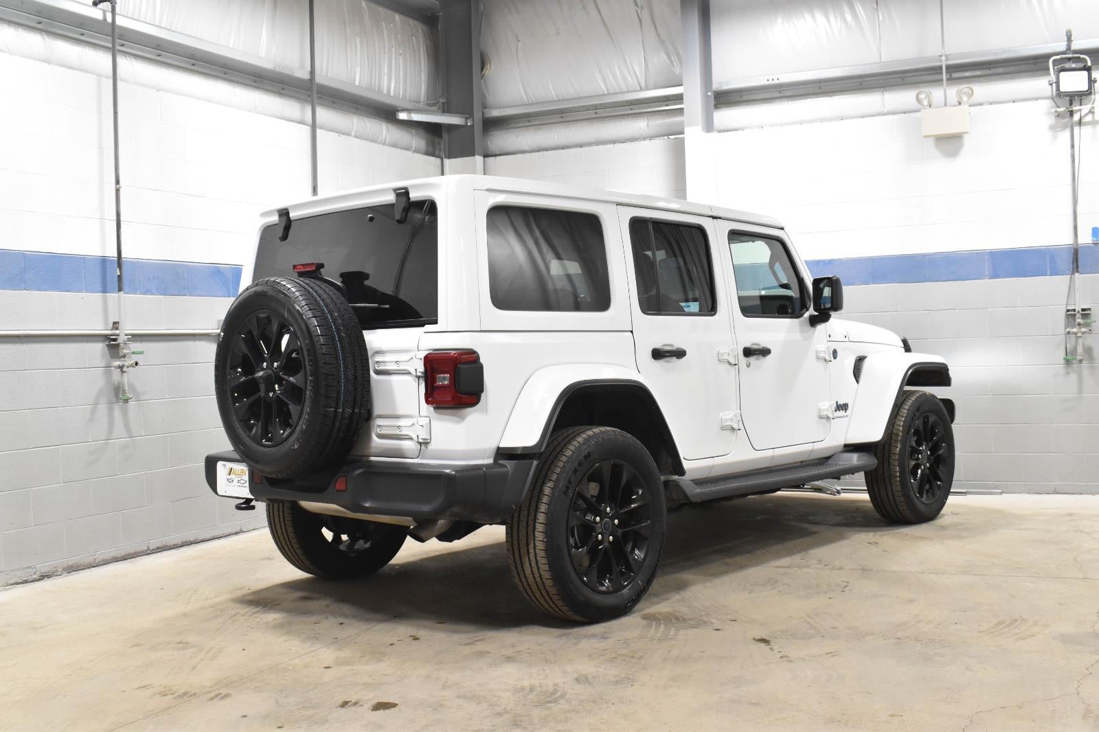 2025 Jeep Wrangler 4xe Sahara