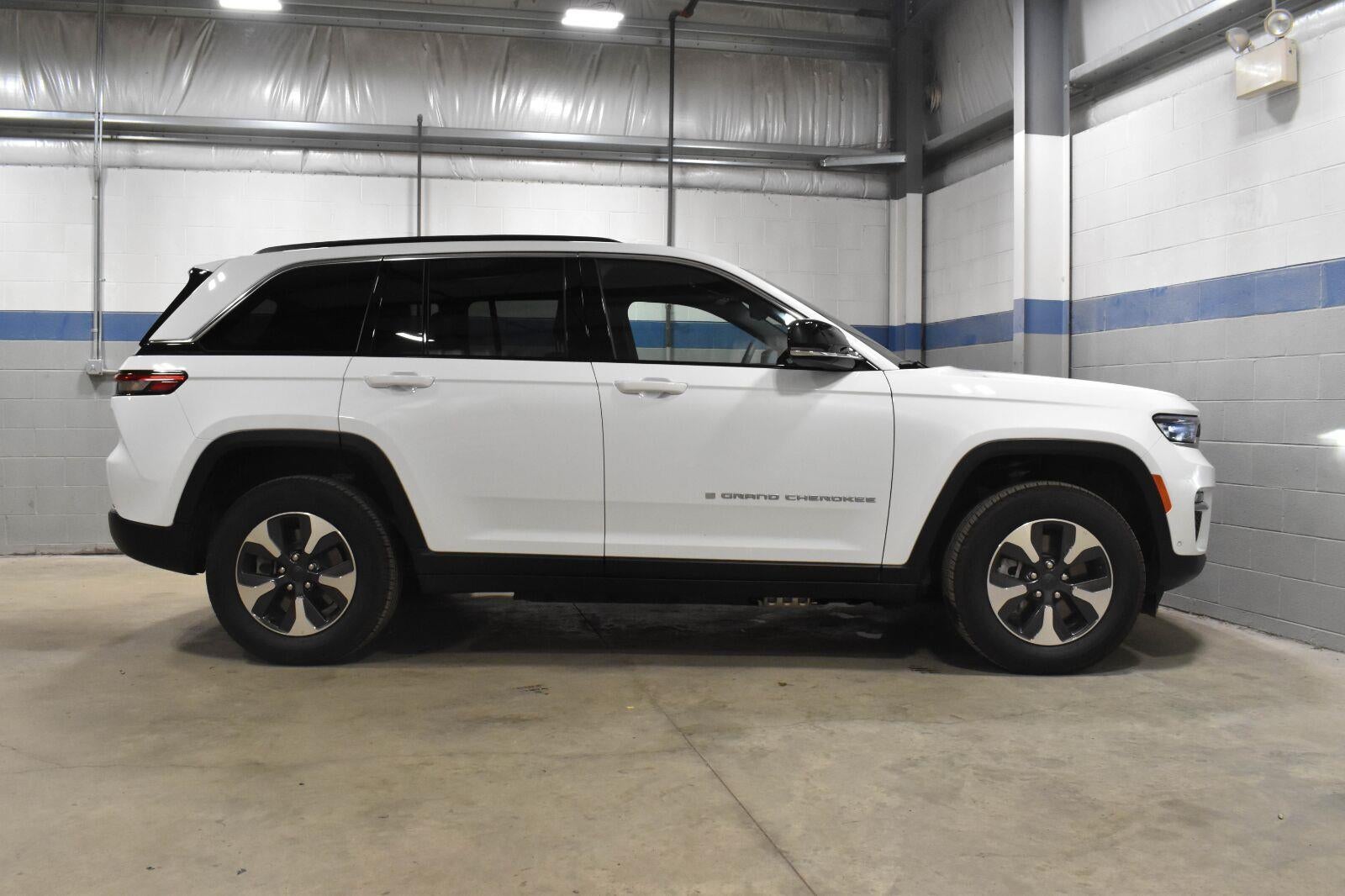 2025 Jeep Grand Cherokee 4xe NA