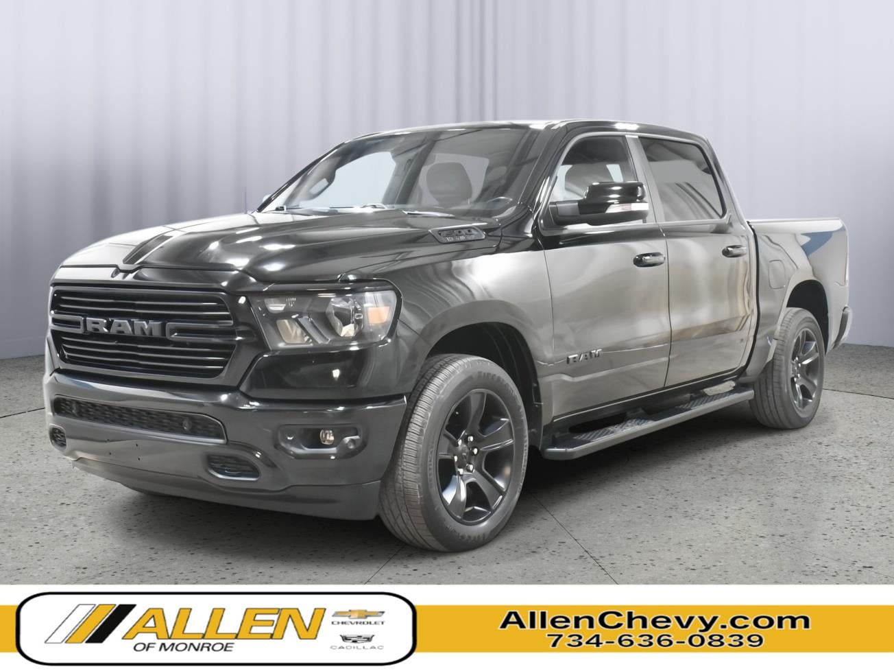2021 RAM 1500 Big Horn Crew Cab 4x4 5'7" Box