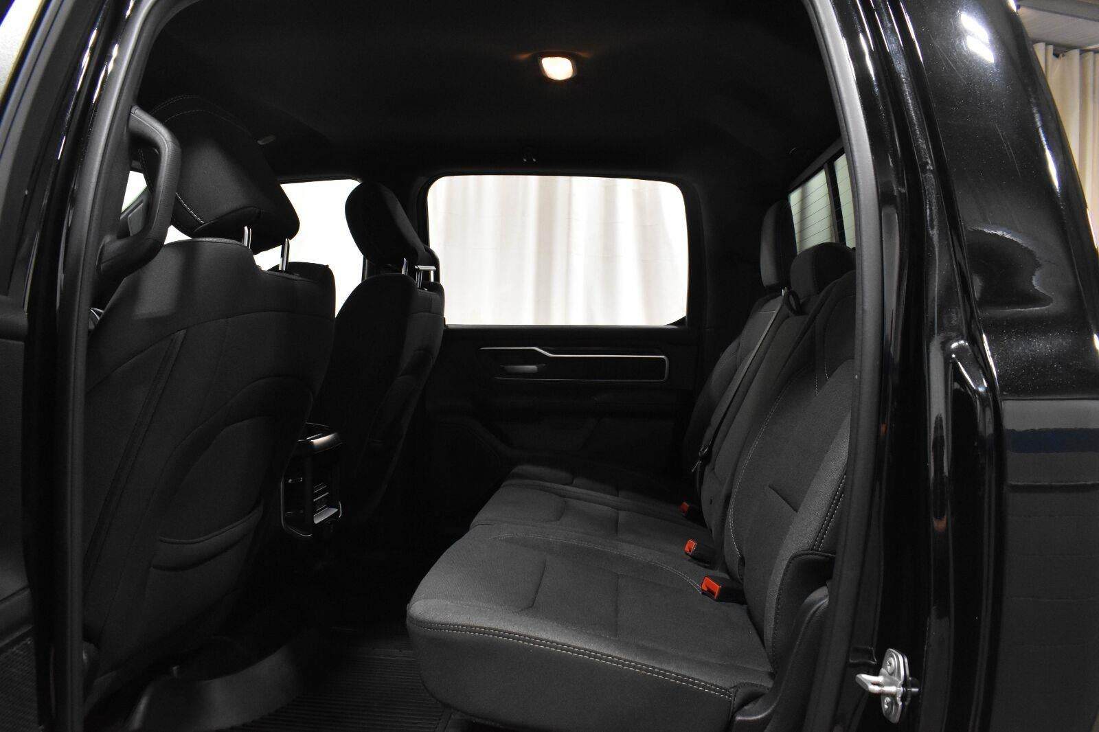 2021 RAM 1500 Big Horn Crew Cab 4x4 5'7" Box