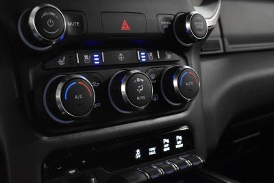2021 RAM 1500 Laramie Crew Cab 4x4 5'7" Box