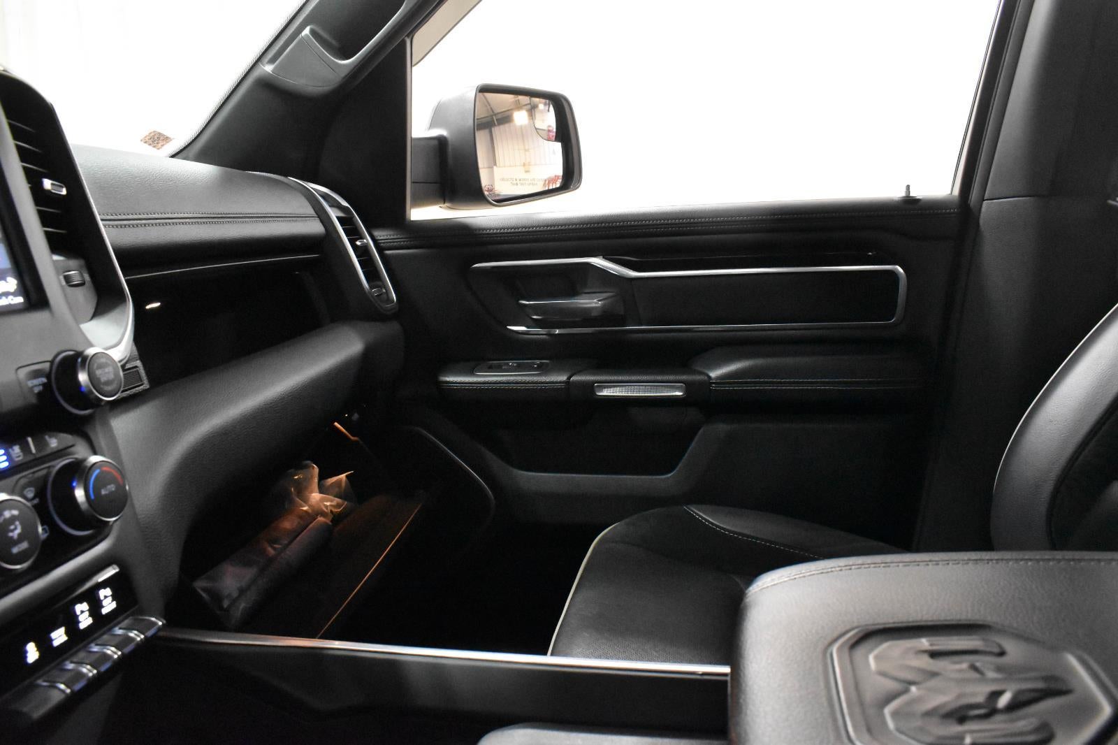 2021 RAM 1500 Laramie Crew Cab 4x4 5'7" Box