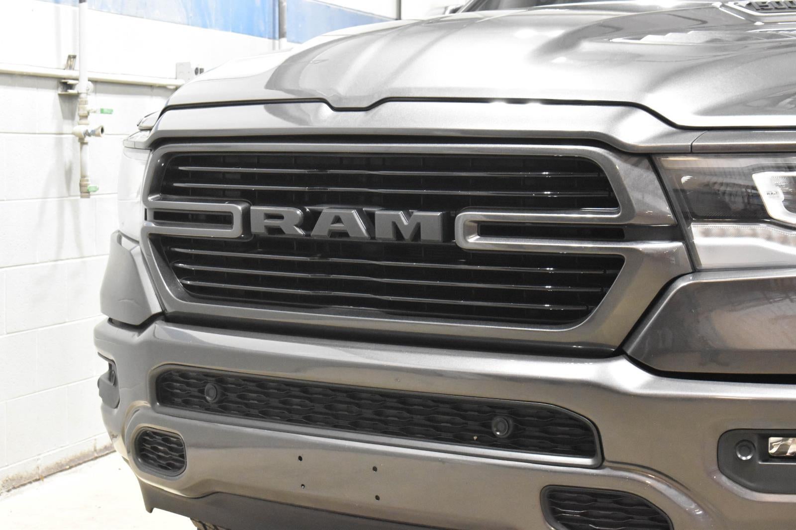 2021 RAM 1500 Laramie Crew Cab 4x4 5'7" Box
