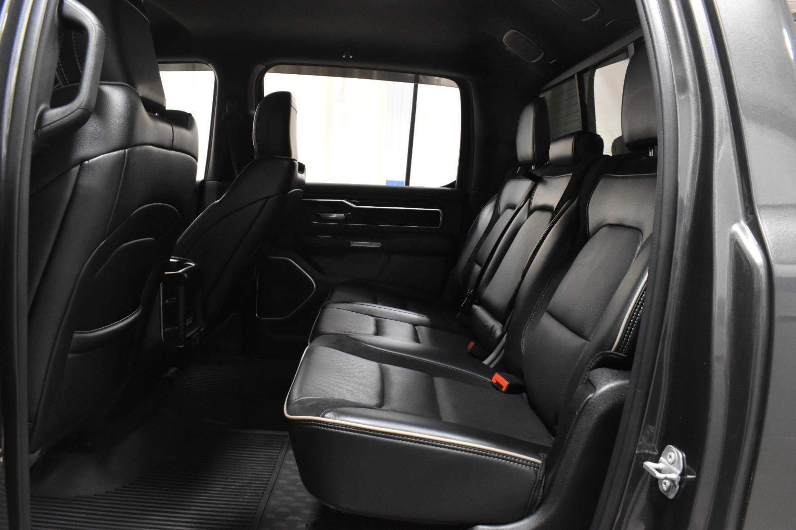2021 RAM 1500 Laramie Crew Cab 4x4 5'7" Box