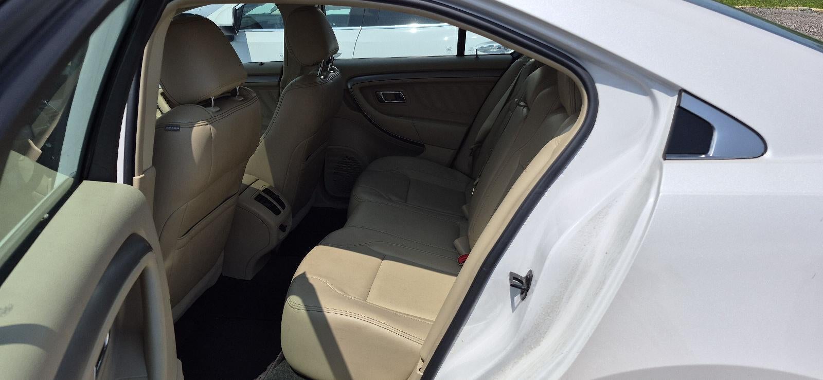 2013 Ford Taurus SEL