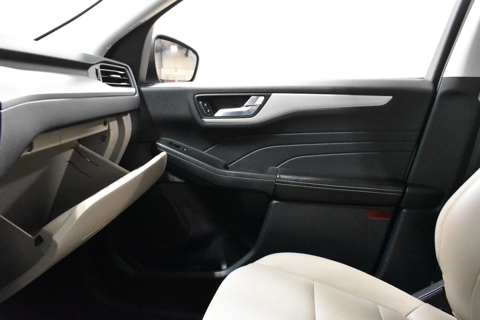 2021 Ford Escape SEL Hybrid