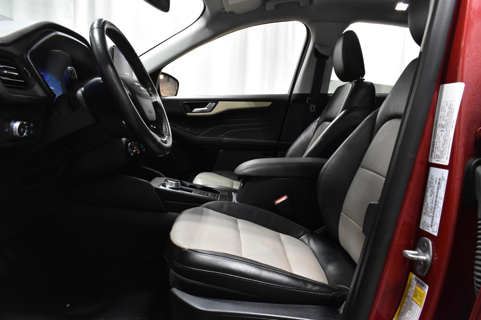 2021 Ford Escape Titanium