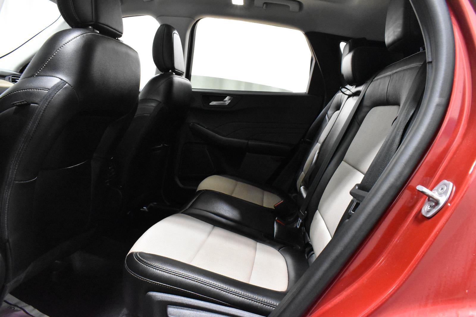 2021 Ford Escape Titanium