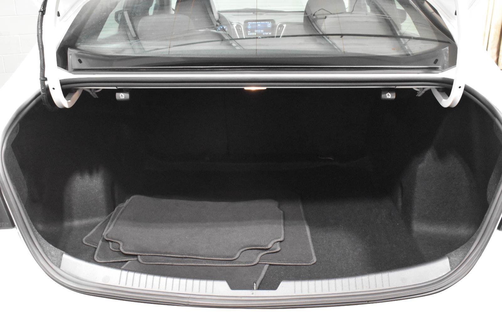 2025 Chevrolet Malibu RS