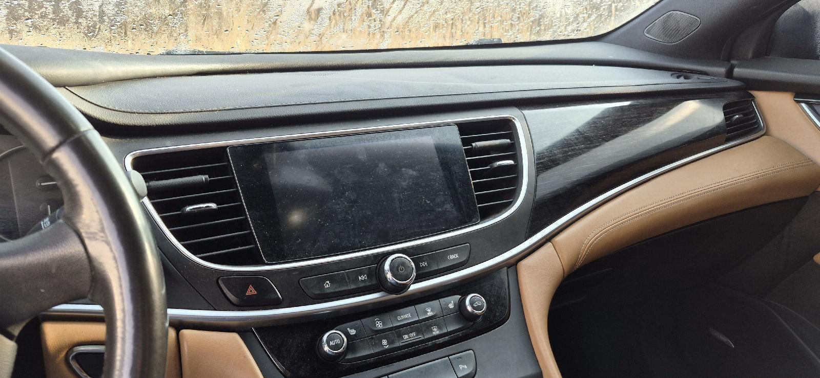 2017 Buick LaCrosse Essence