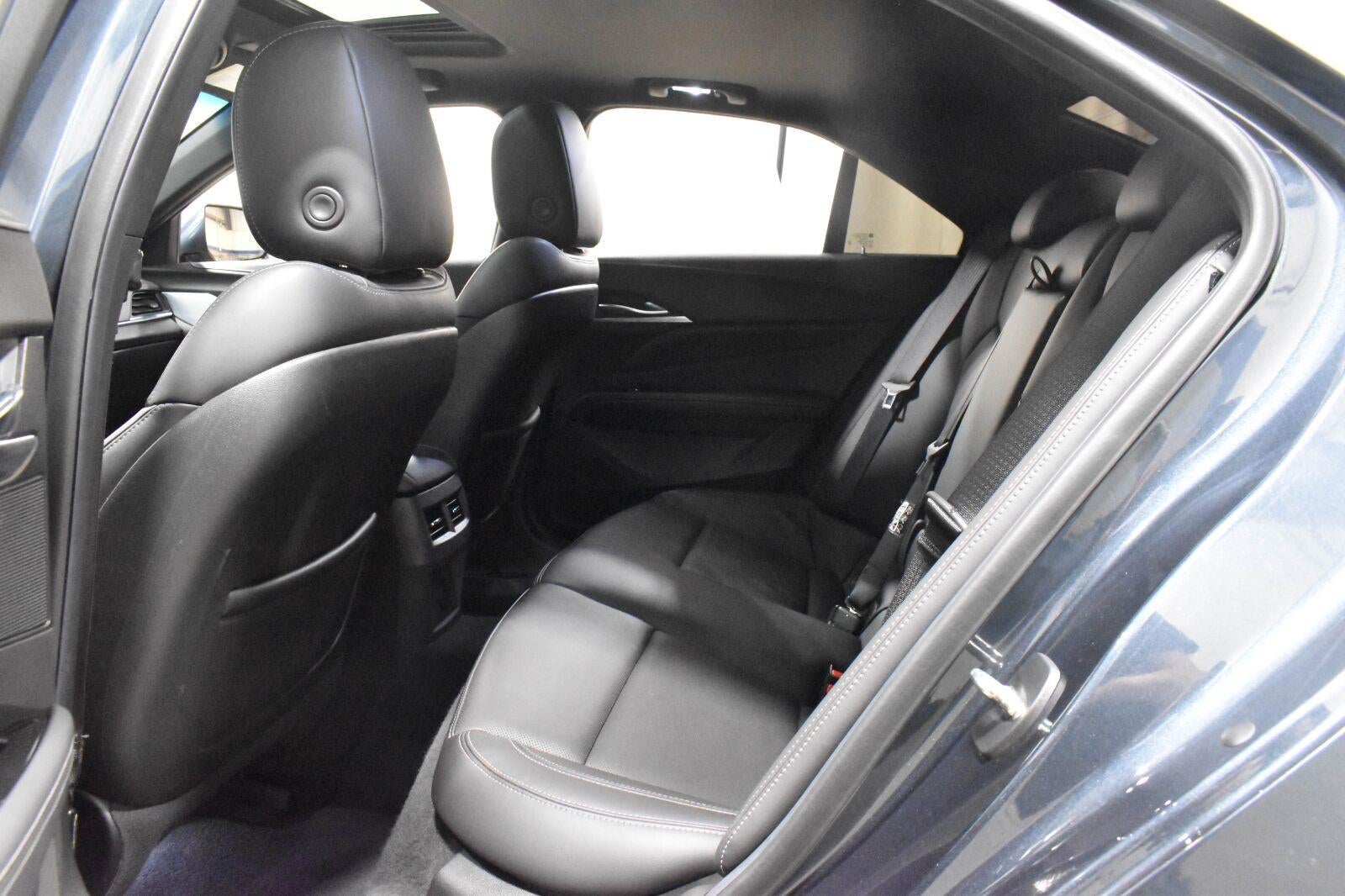 2022 Cadillac CT4 Premium Luxury