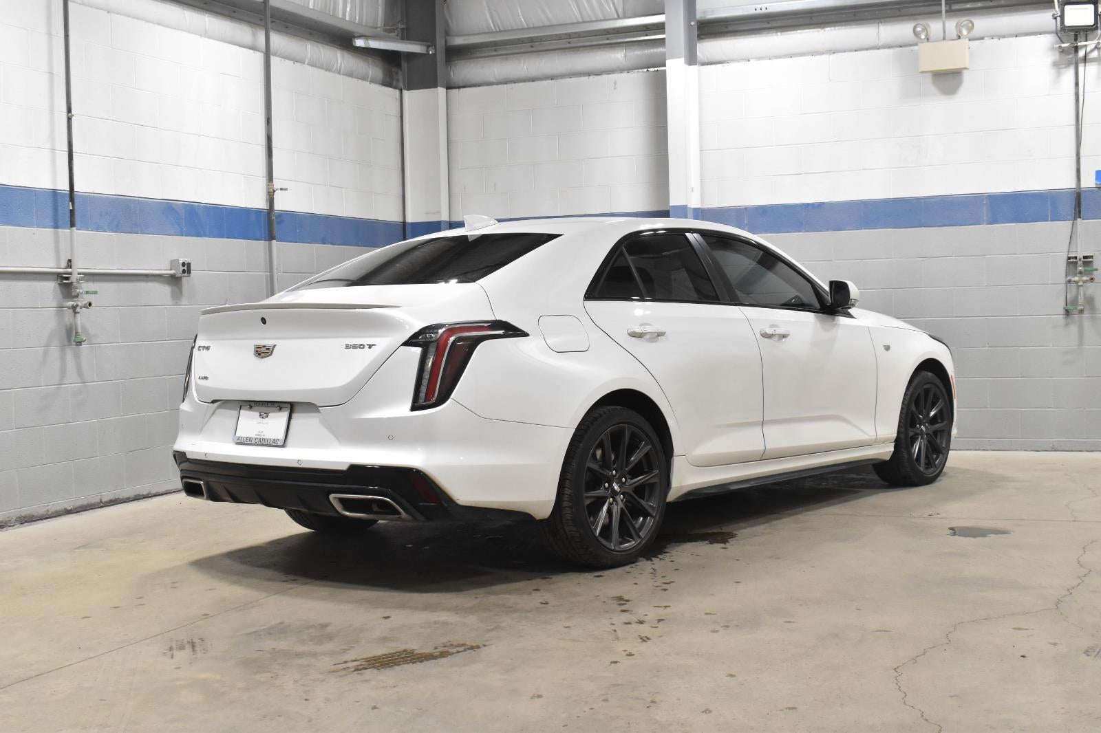 2023 Cadillac CT4 Sport