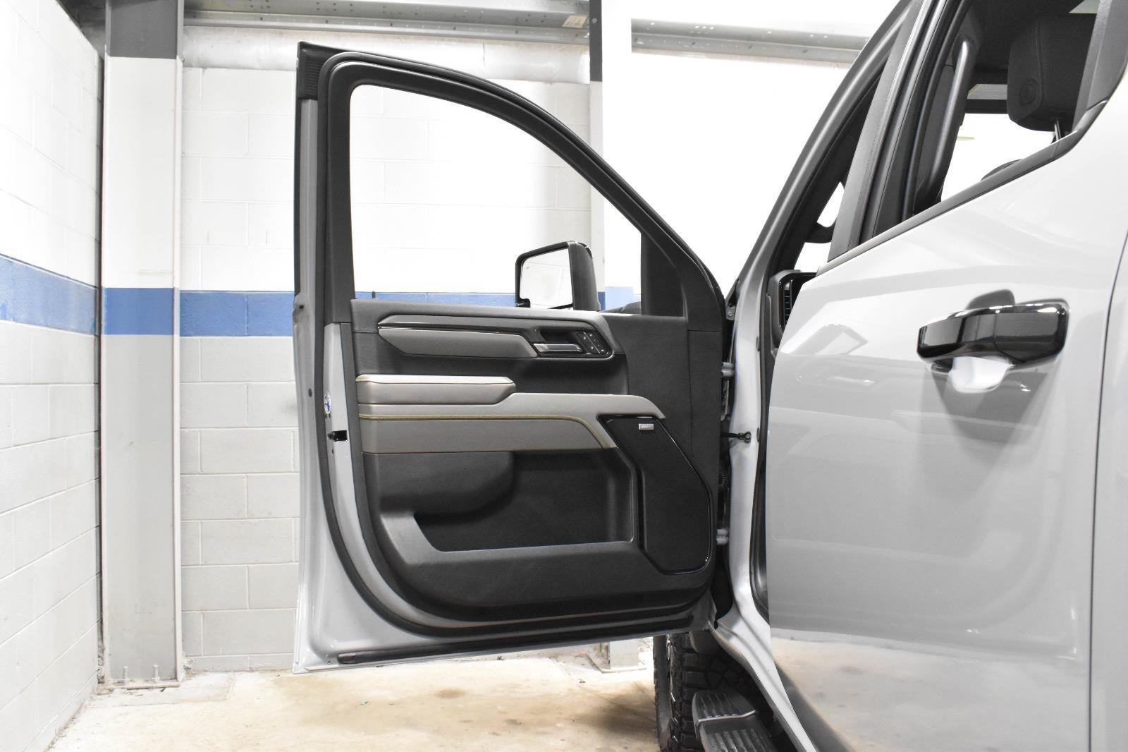 2025 Chevrolet Silverado 2500 HD ZR2