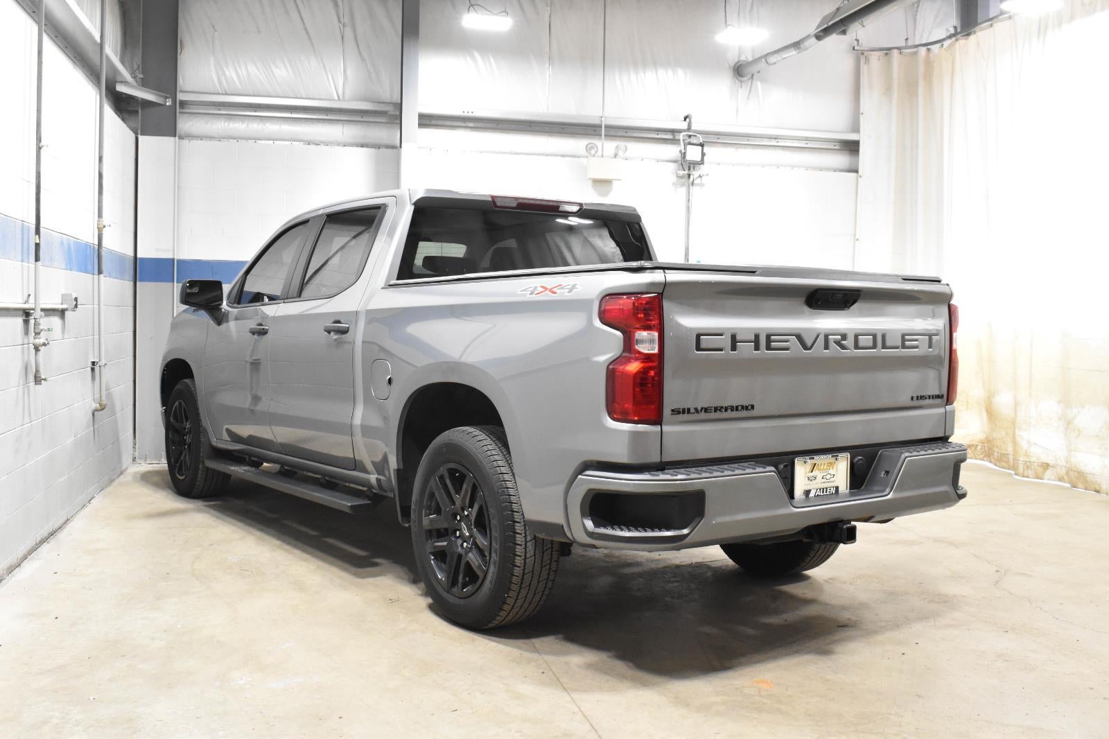 2023 Chevrolet Silverado 1500 Custom