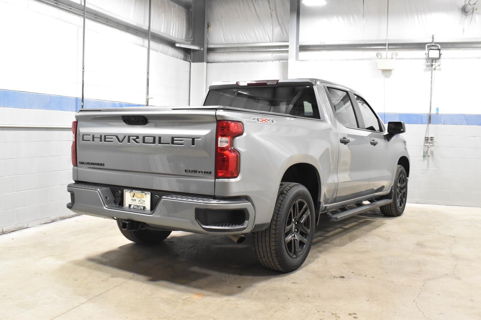 2023 Chevrolet Silverado 1500 Custom
