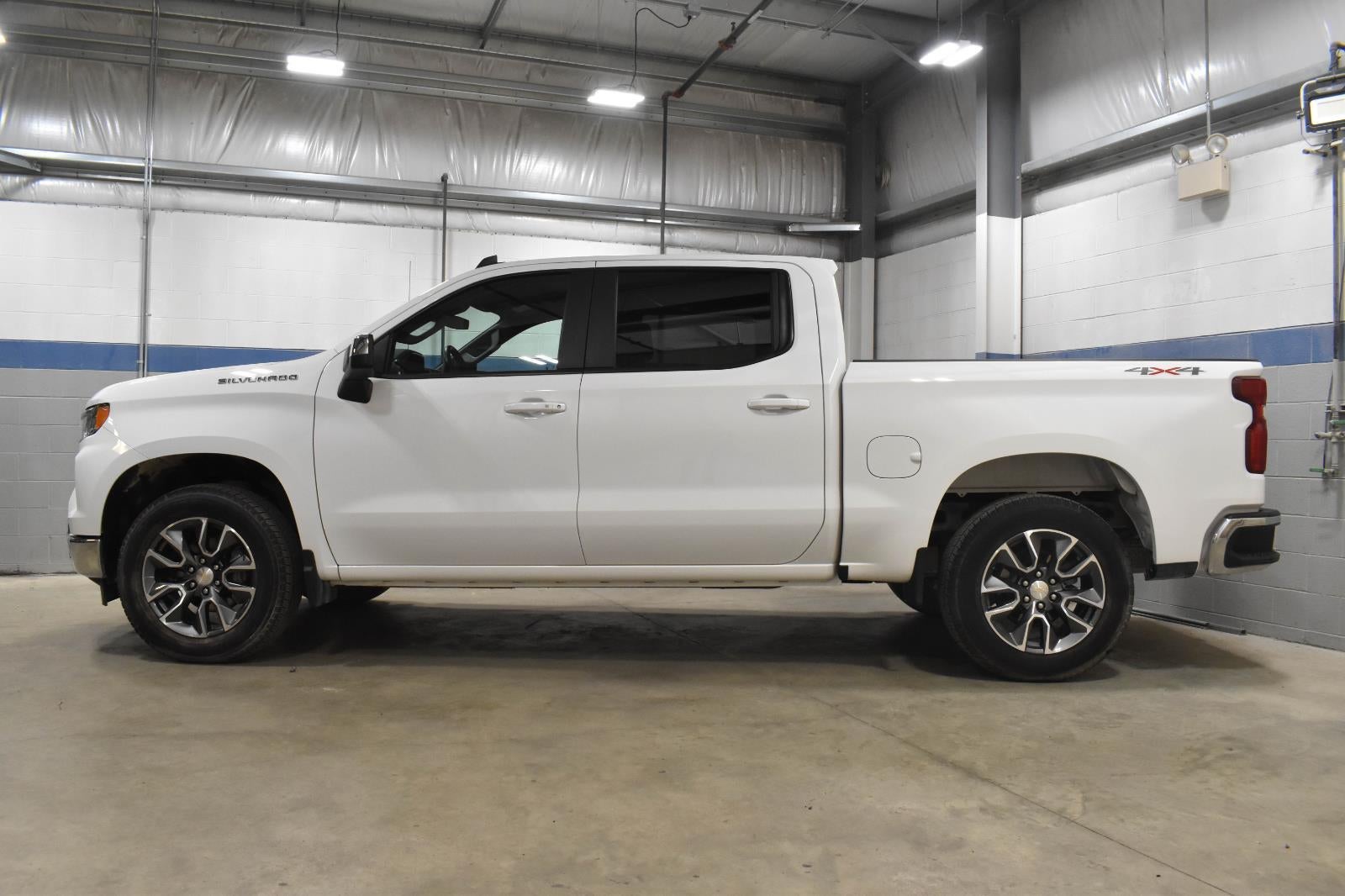 2023 Chevrolet Silverado 1500 LT (2FL)