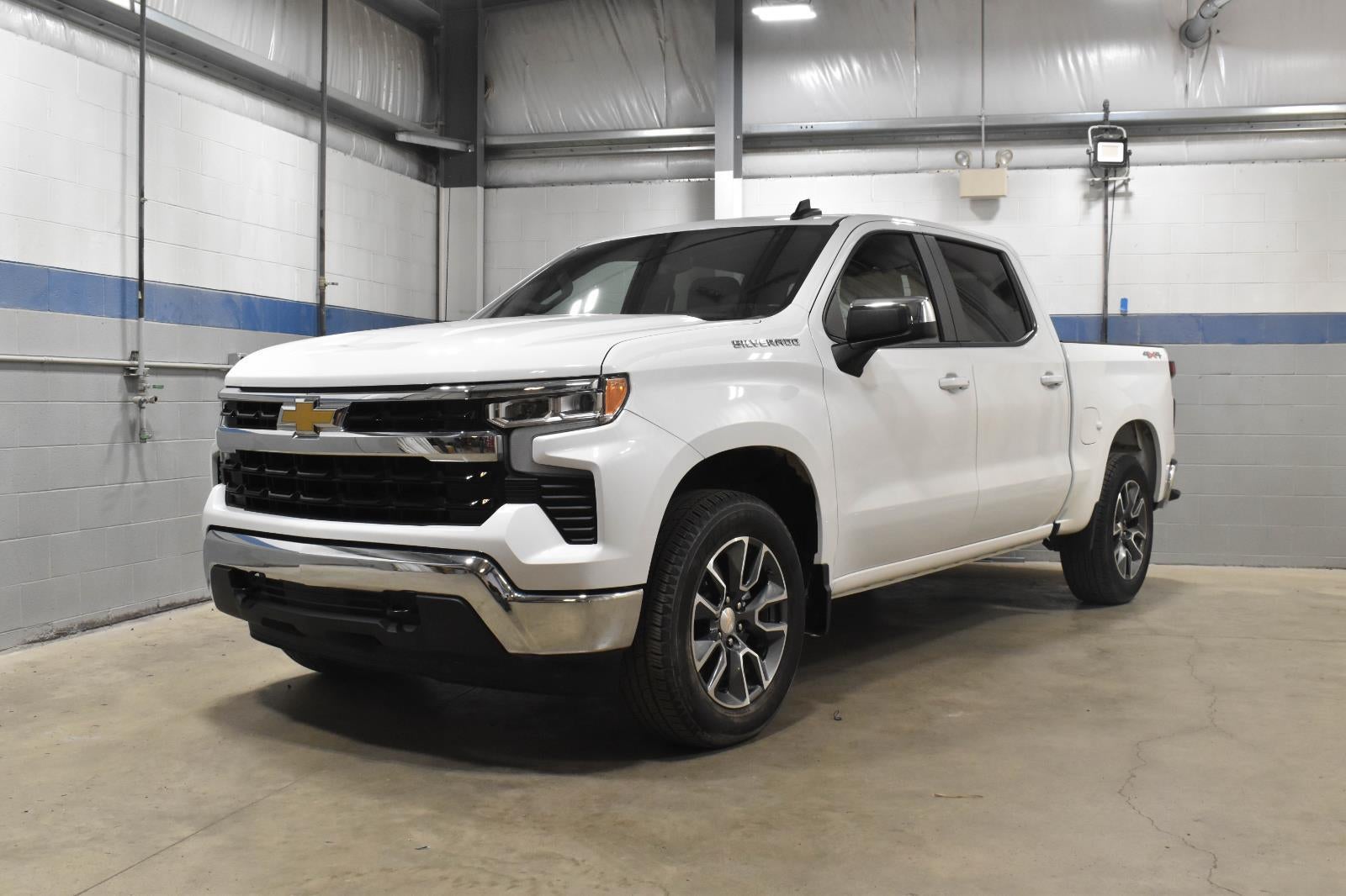 2023 Chevrolet Silverado 1500 LT (2FL)
