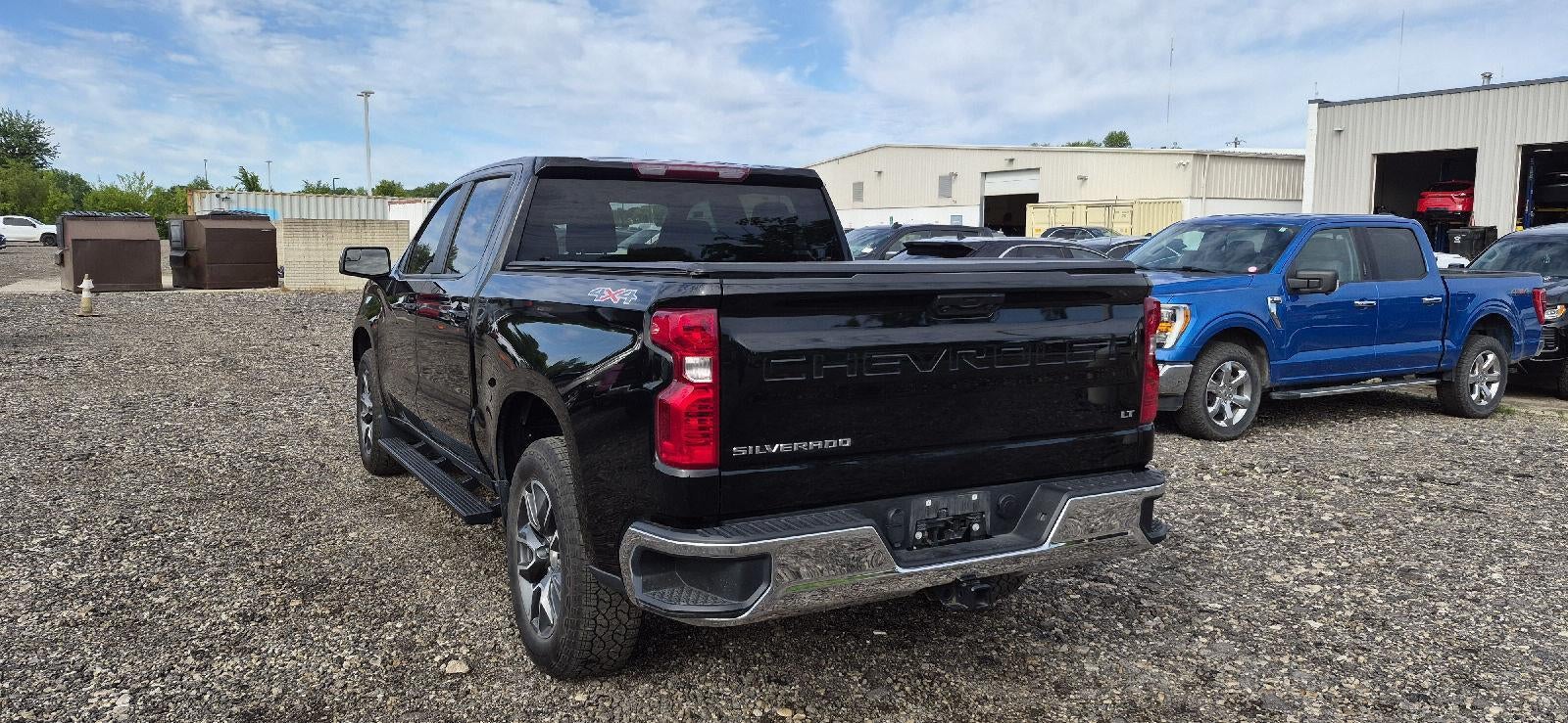 2023 Chevrolet Silverado 1500 LT (2FL)