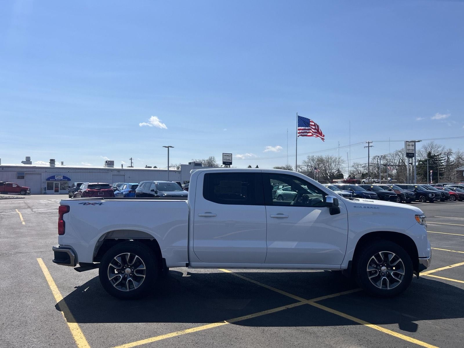 2026 Chevrolet Silverado 1500 LT (2FL)