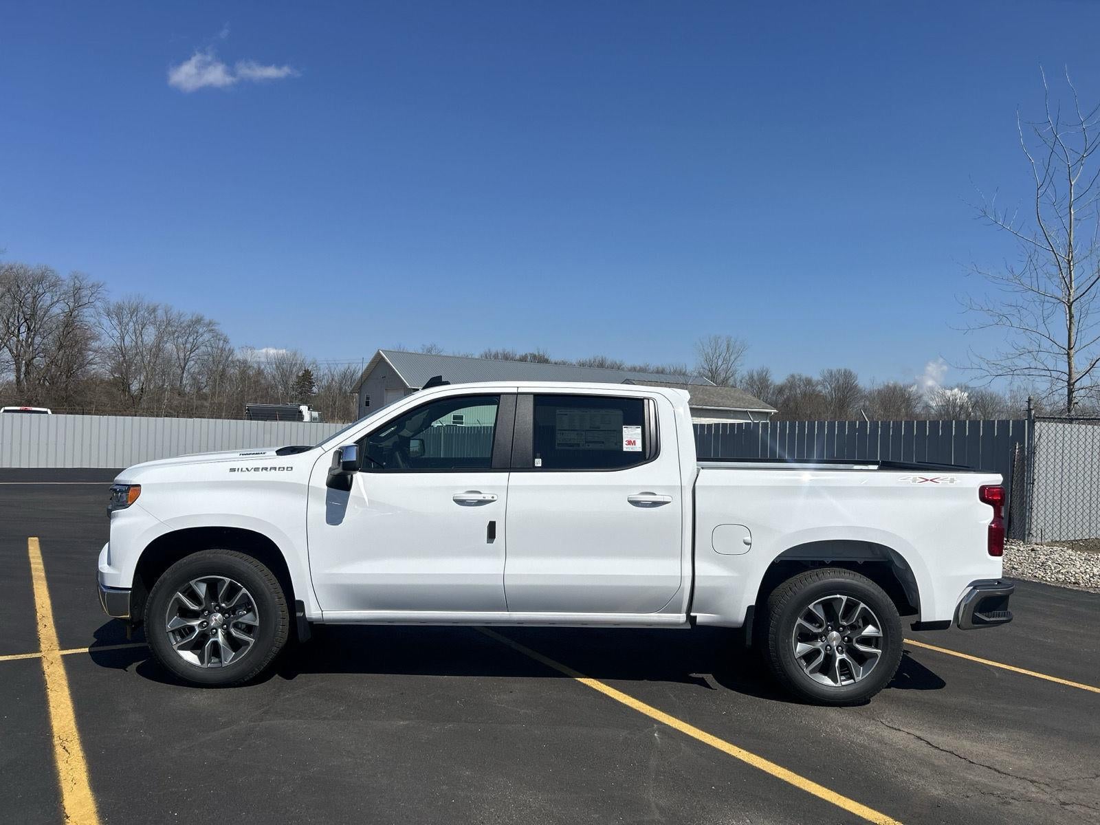 2026 Chevrolet Silverado 1500 LT (2FL)