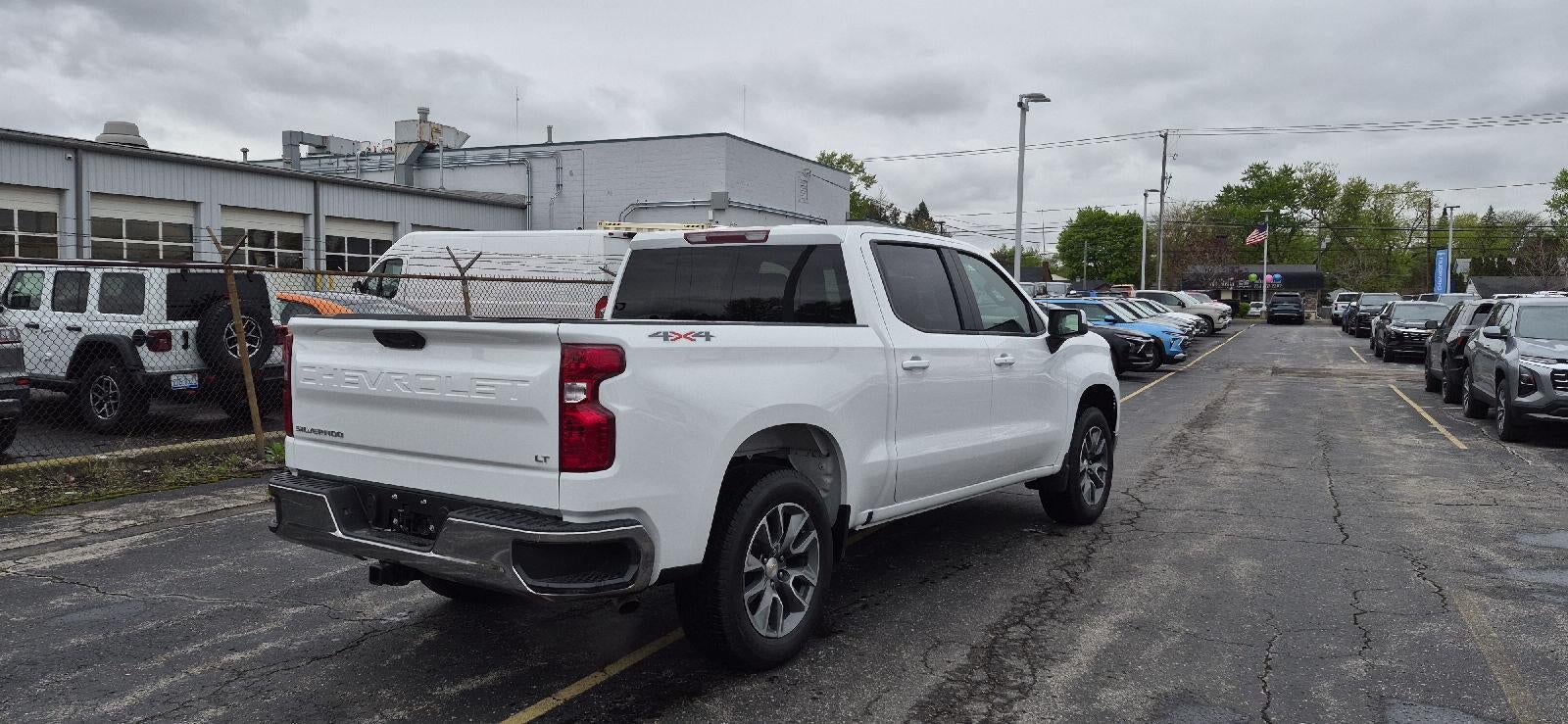 2026 Chevrolet Silverado 1500 LT (2FL)