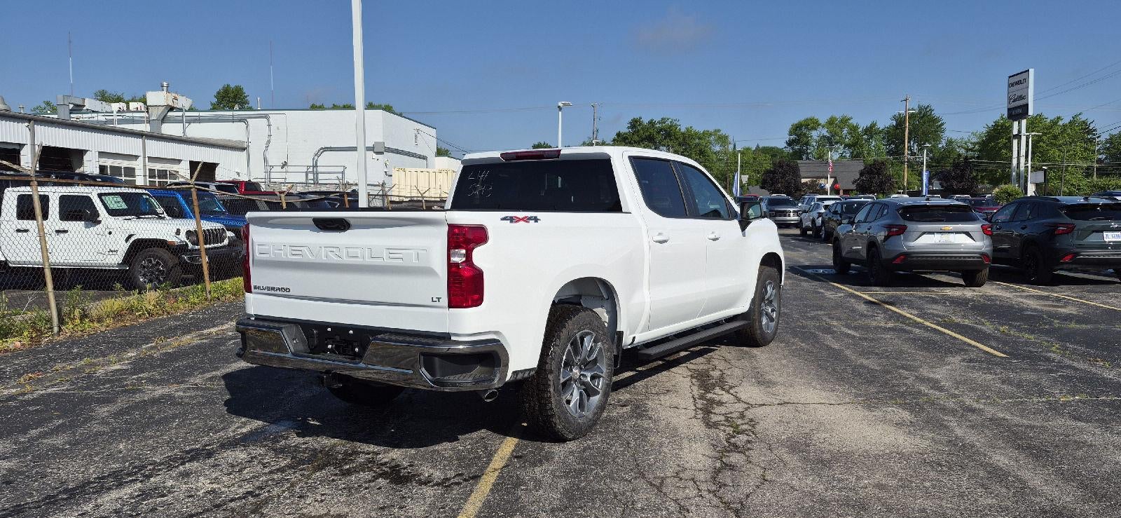 2026 Chevrolet Silverado 1500 LT (2FL)