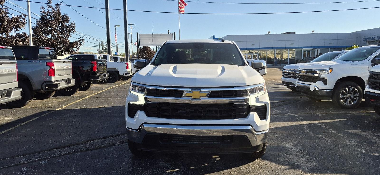 2026 Chevrolet Silverado 1500 LT (2FL)