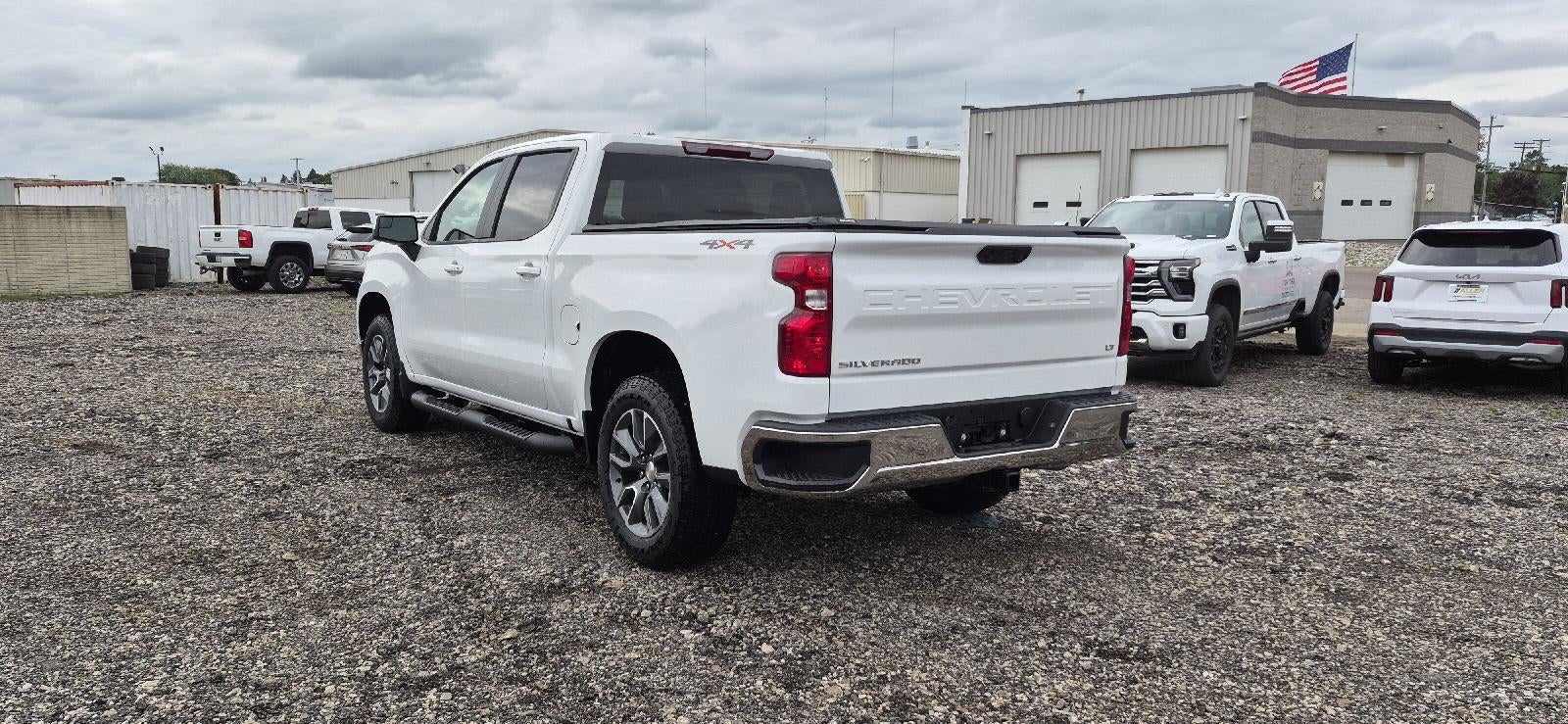 2026 Chevrolet Silverado 1500 LT (2FL)