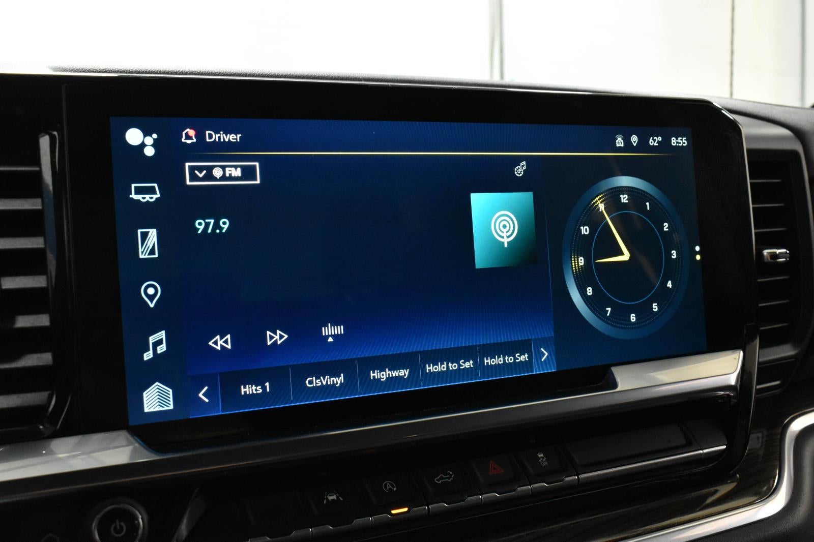 2022 Chevrolet Silverado 1500 LT (2FL)