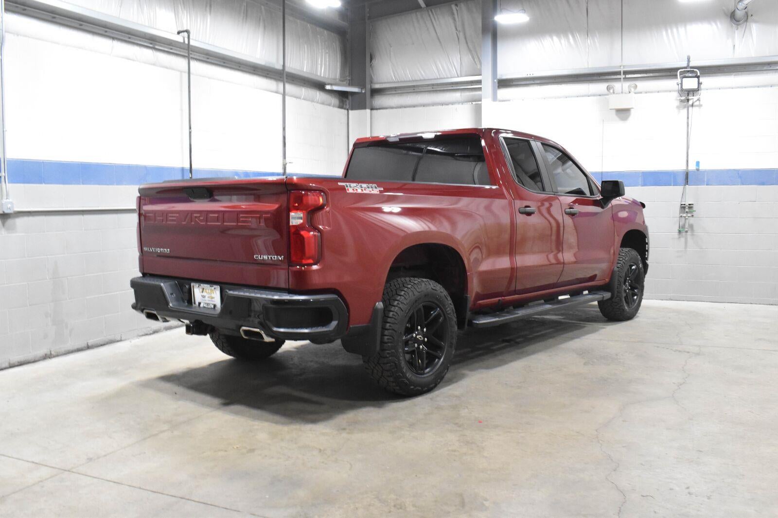 2020 Chevrolet Silverado 1500 Custom Trail Boss