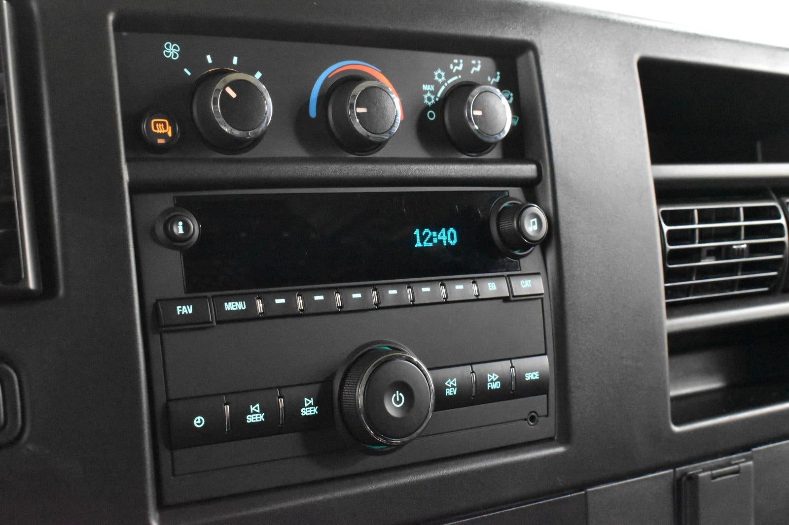 2024 Chevrolet Express Cargo 2500 WT