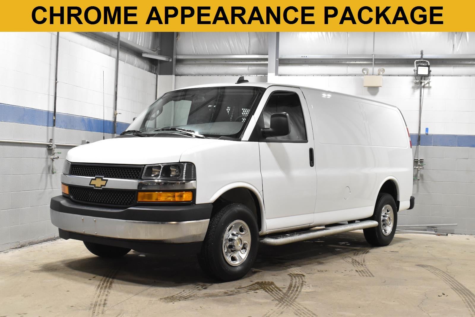 2024 Chevrolet Express Cargo 2500 WT