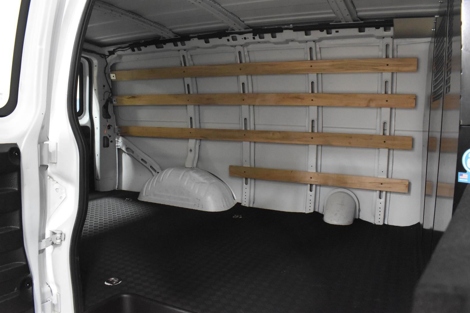 2024 Chevrolet Express Cargo 2500 WT