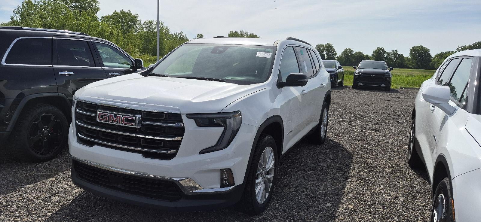 2026 GMC Acadia Elevation FWD's photo